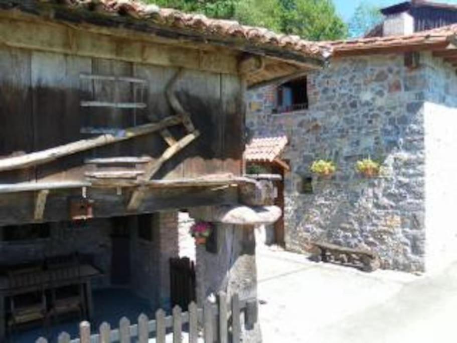 Casa Rural El Cotu En Cangas De Onis Exterior photo